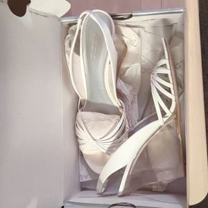 Aldo Size 40 (US 9) White/clear